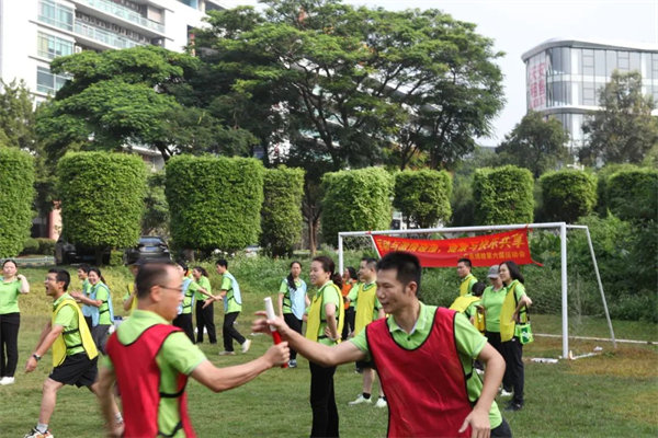 運動與激情碰撞，健康與快樂共享—廣東博皓第六屆運動會   -傳統接力賽